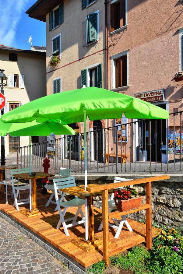 Taverna Pensión Gardone Riviera